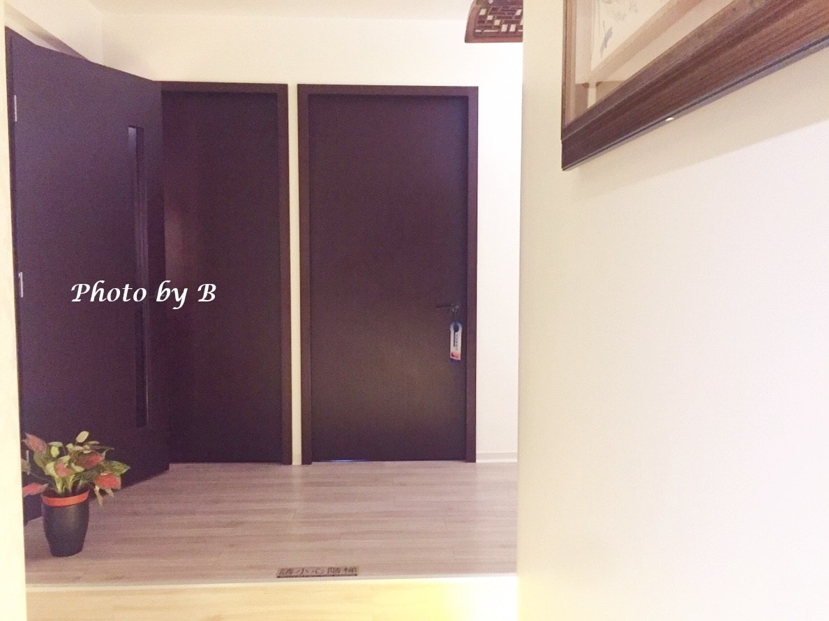 20251022-iro8p 20251022-iro8p