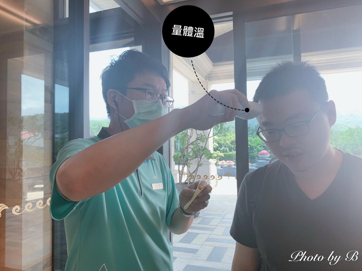 20251022-5sy6k 20251022-5sy6k
