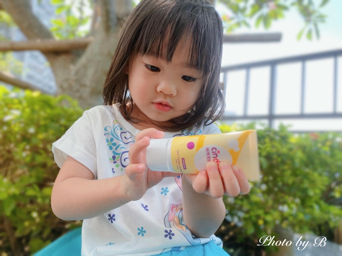 20251023-ukb1w 20251023-ukb1w