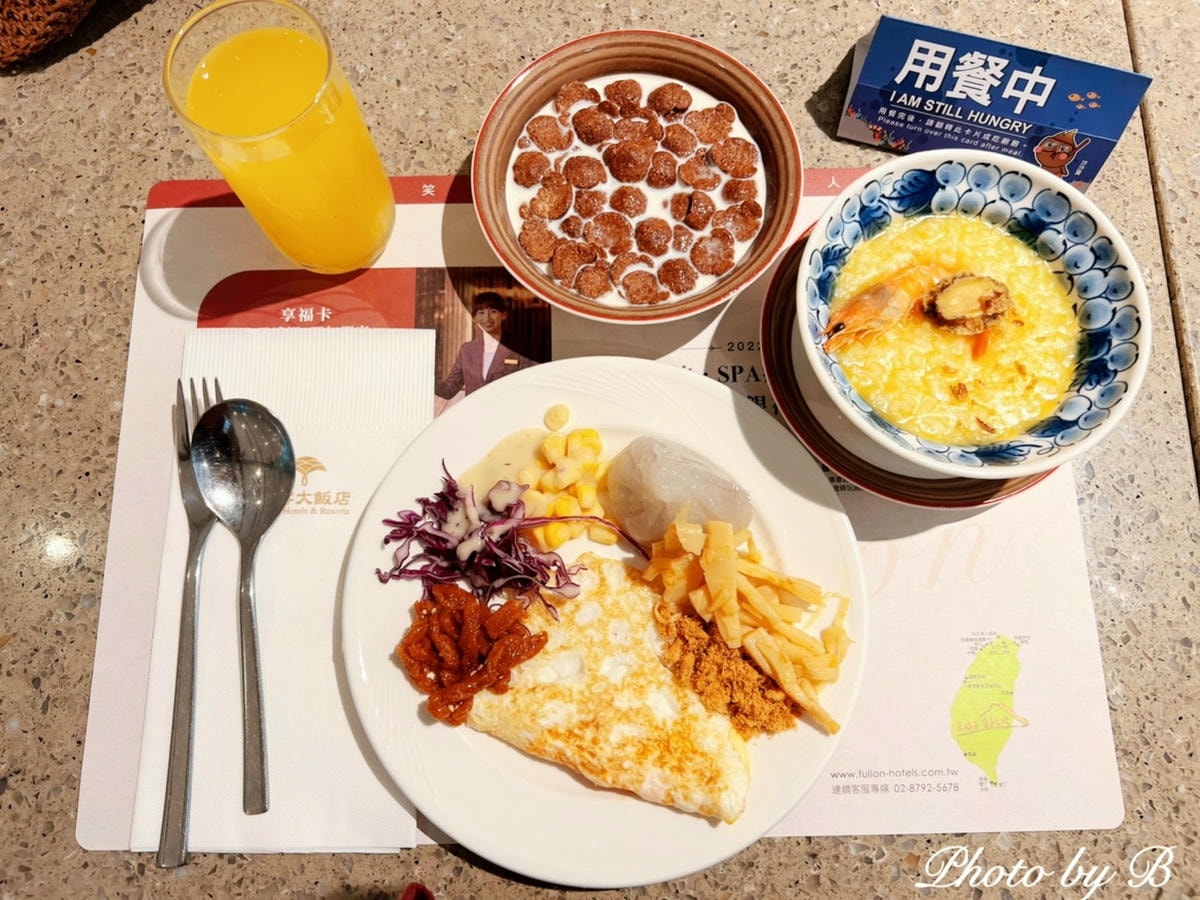 20251023-4p0m7 20251023-4p0m7