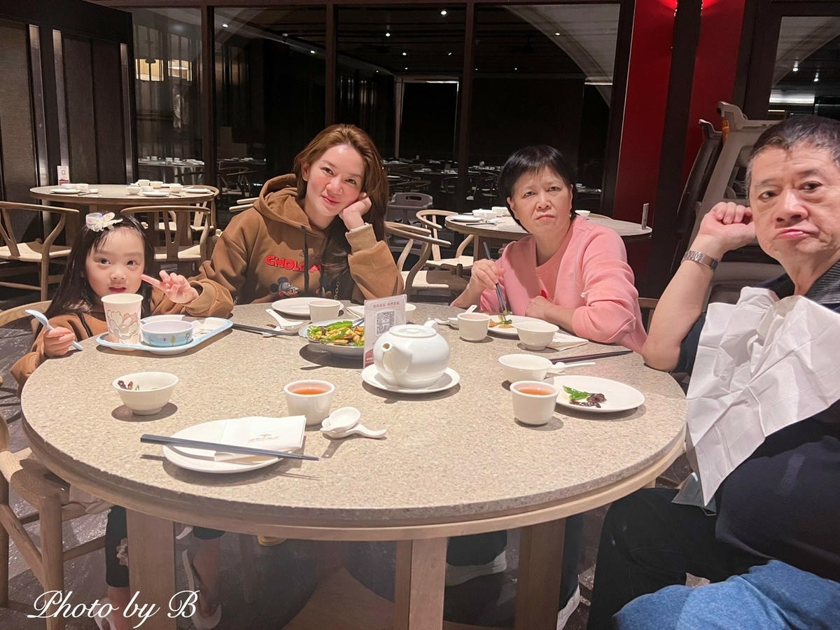 20251023-iup7j